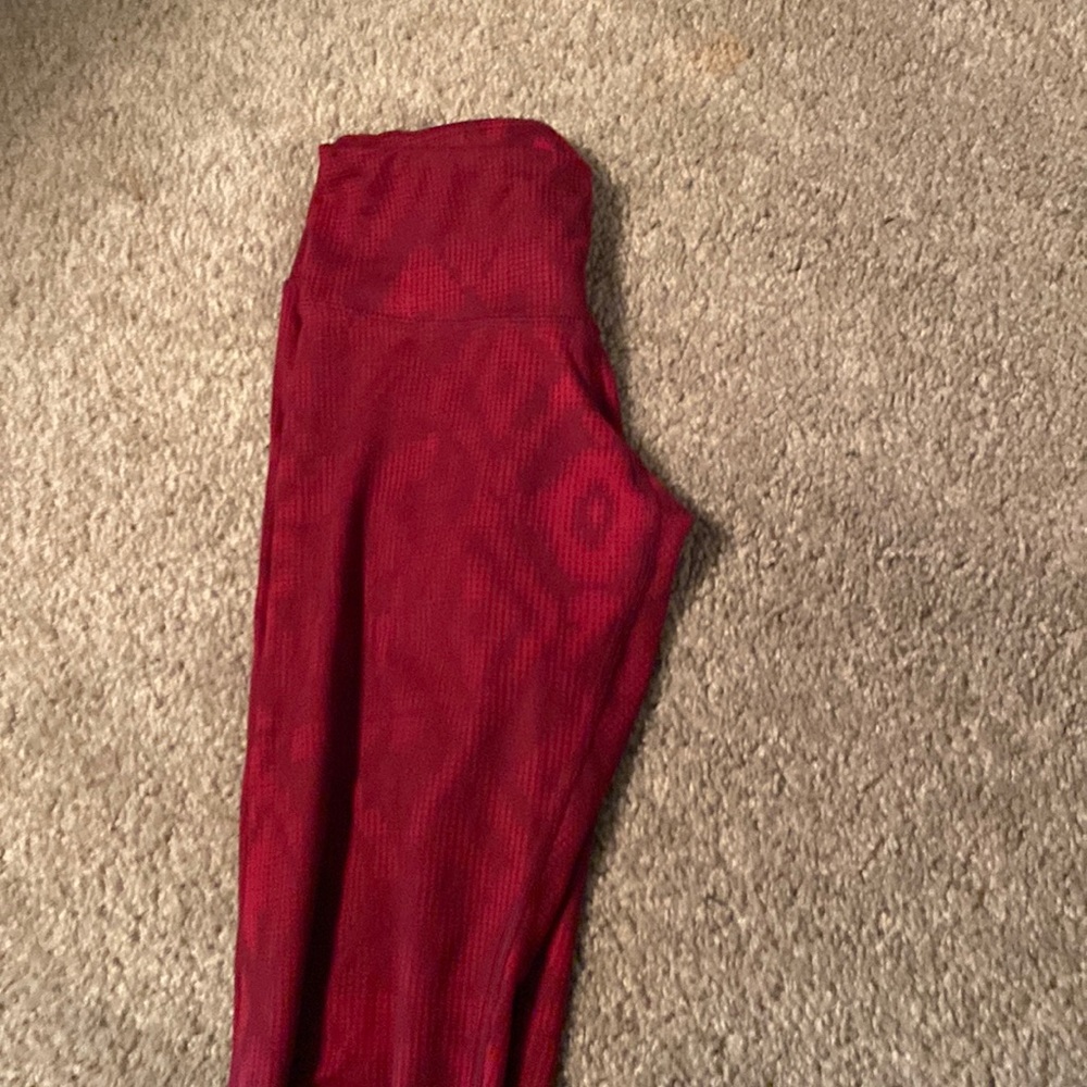 dark/hot pink design leggings